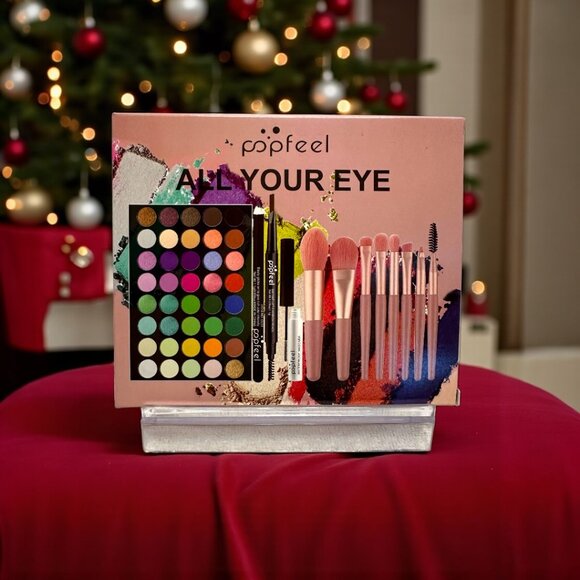 Popfeel "All Your Eye" makeup kit - Picture 1 of 2